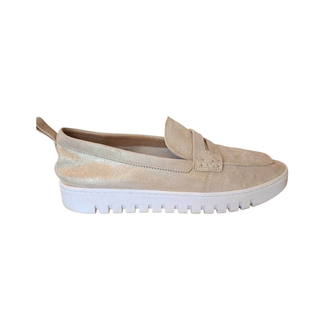 VIONIC UPTOWN SZ 9.5 retail 135.00