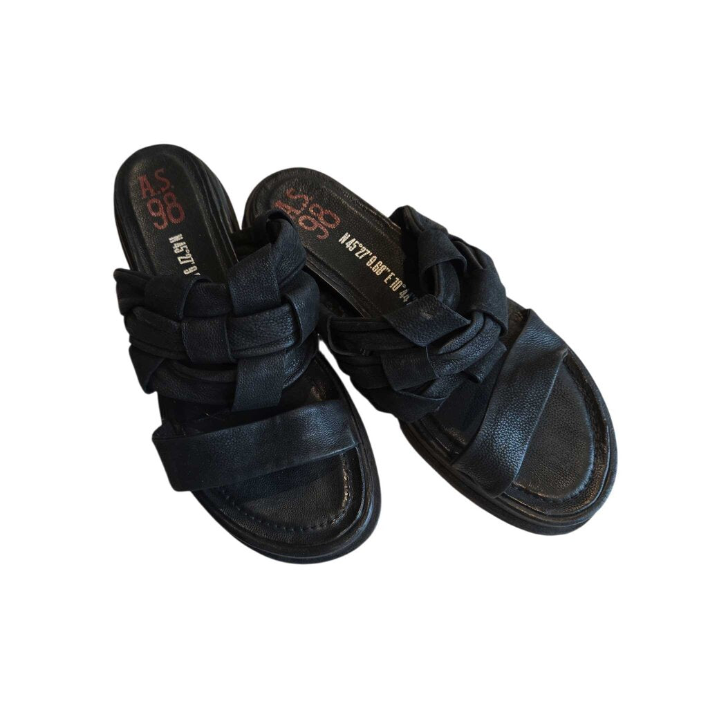 A.S.98 WOVEN SANDAL SZ 40 = 9/9.5 RETAIL 300.00