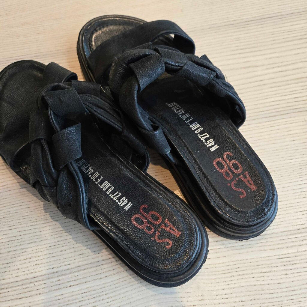 A.S.98 WOVEN SANDAL SZ 40 = 9/9.5 RETAIL 300.00