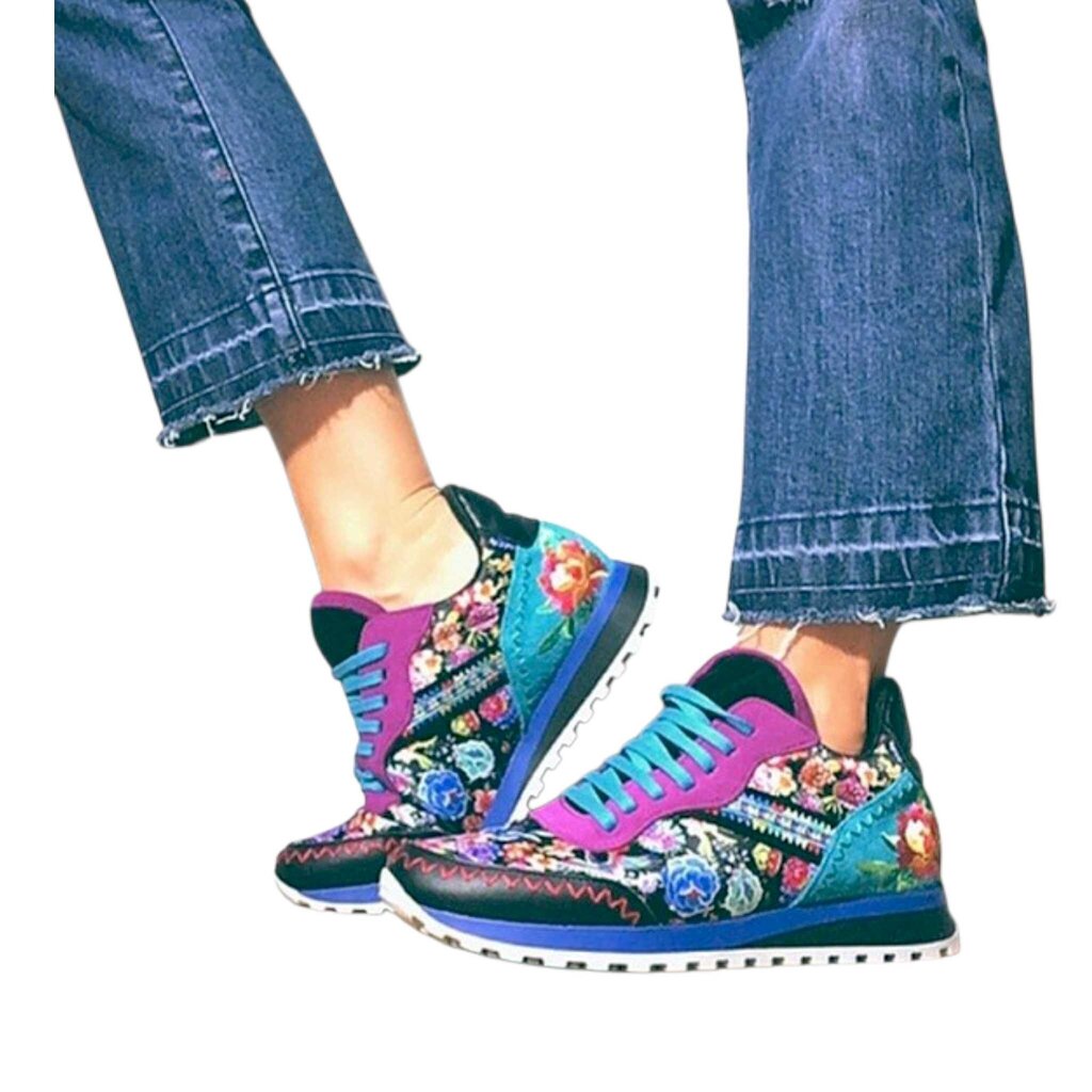 JOHNNY WAS KEYA SNEAKER SZ 39 = 8/8.5 retail 288.00.00