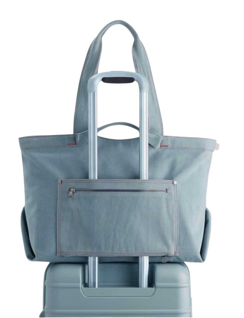 GAP x BEIS TRAVEL TOTE new 118.00