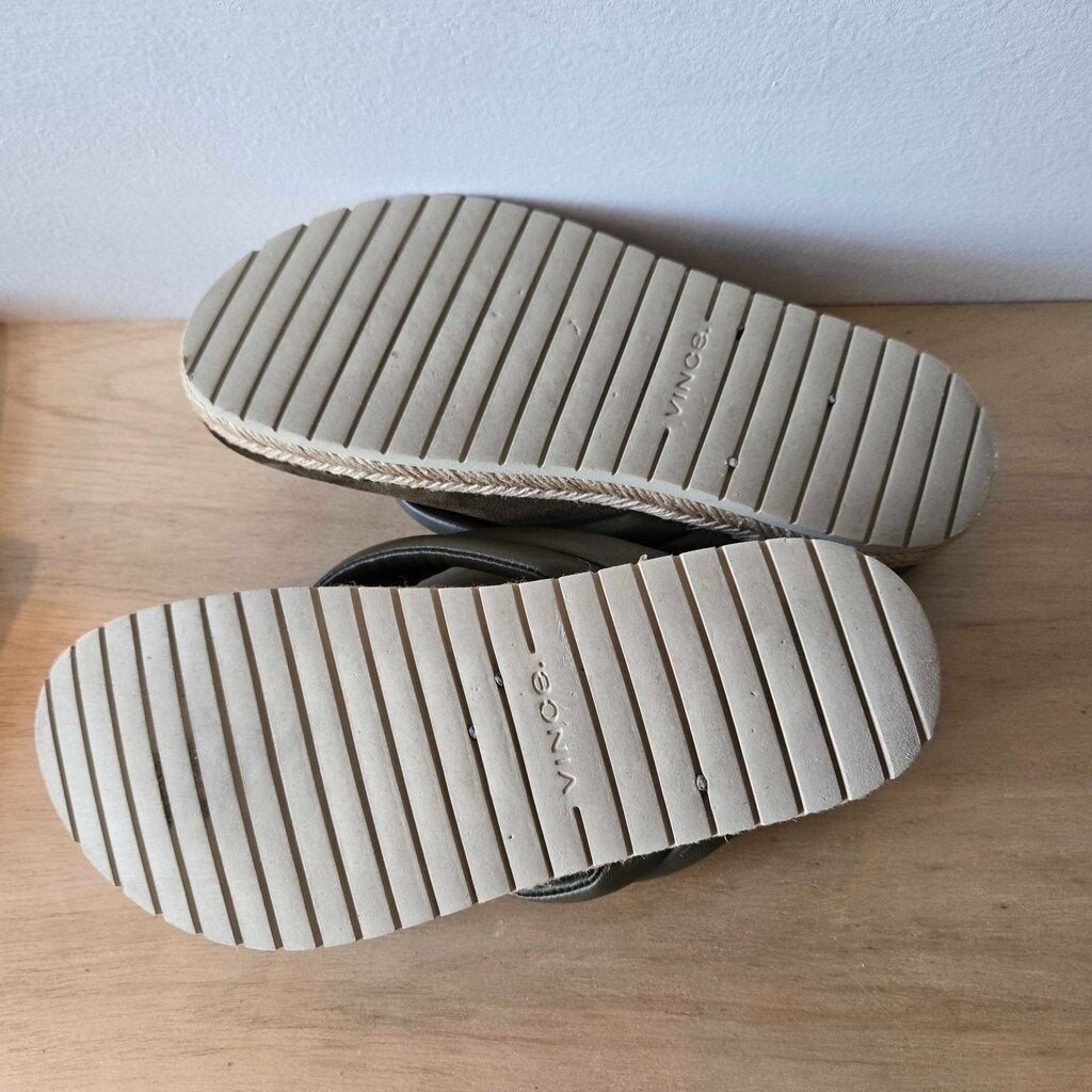 VINCE ESPADRILLE SLIDE SZ 8 retail 280.00