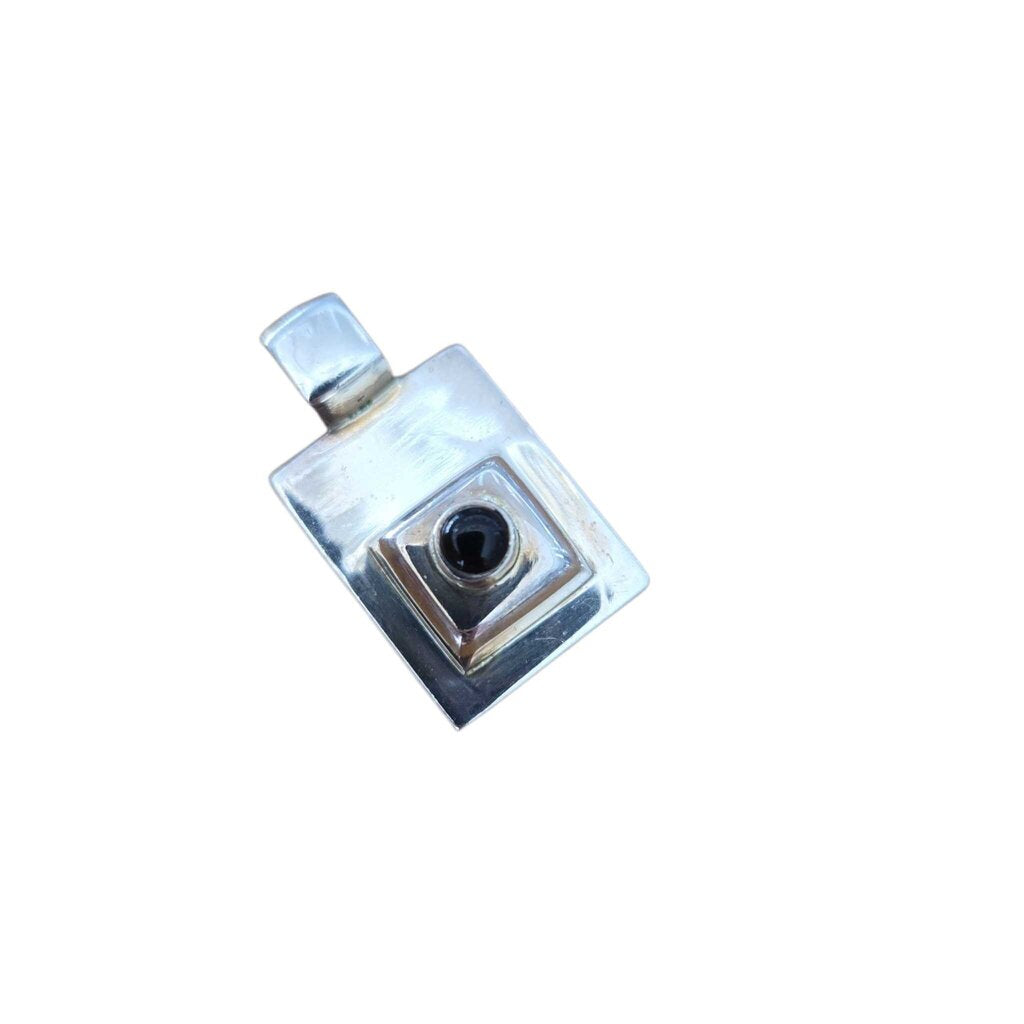 SILPADA BLACK ONYX PENDANT