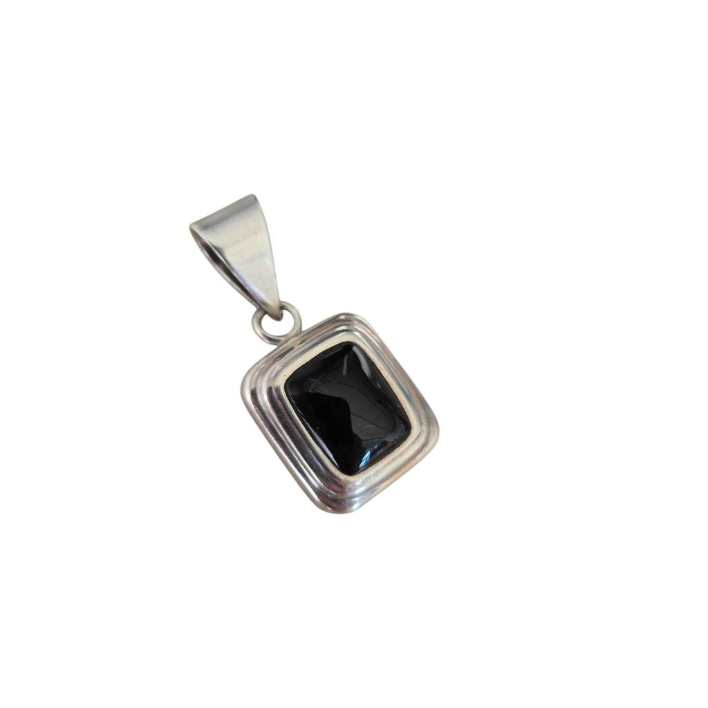 SILPADA BLACK ONYX PENDANT