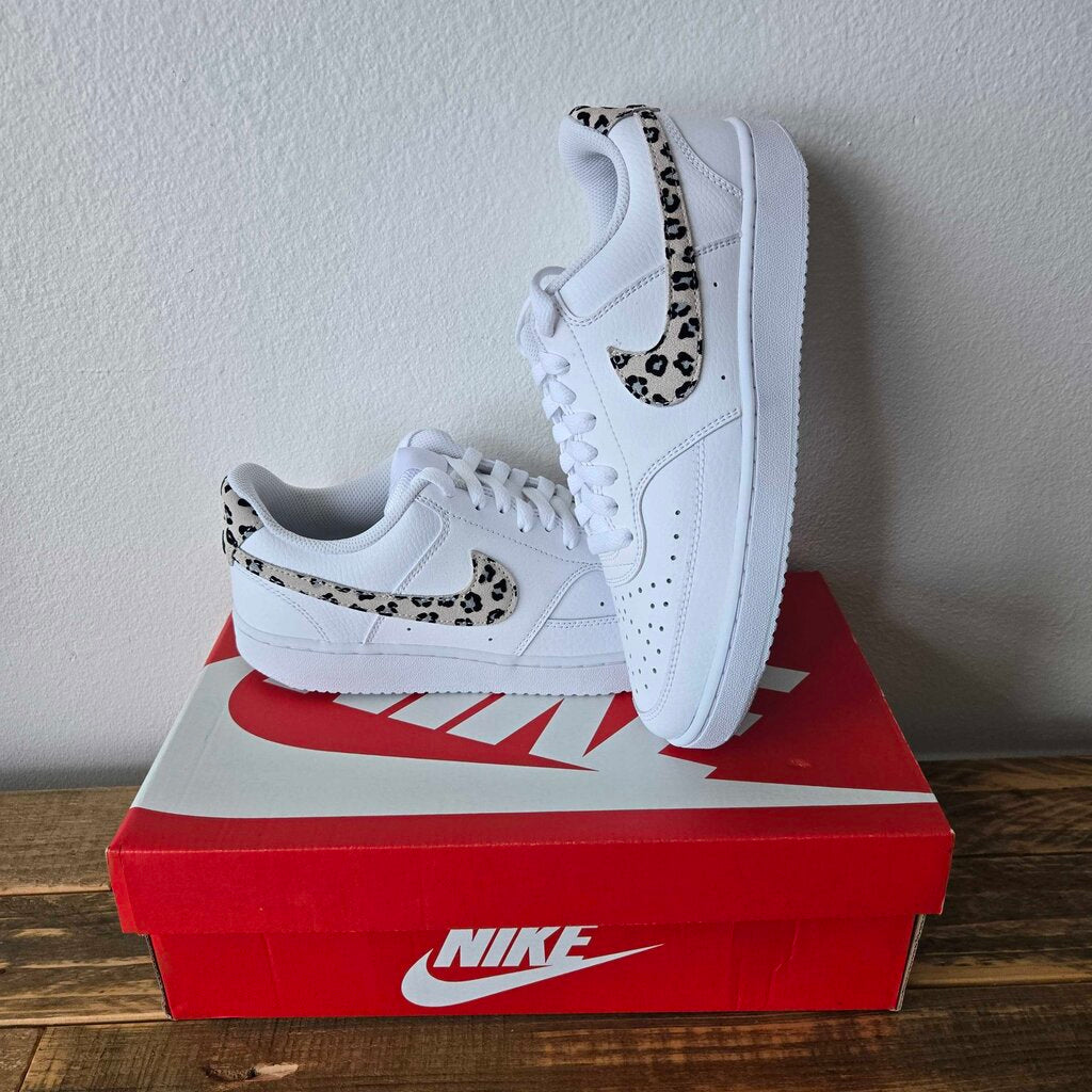 NIKE COURT VISION LOW new SZ 9