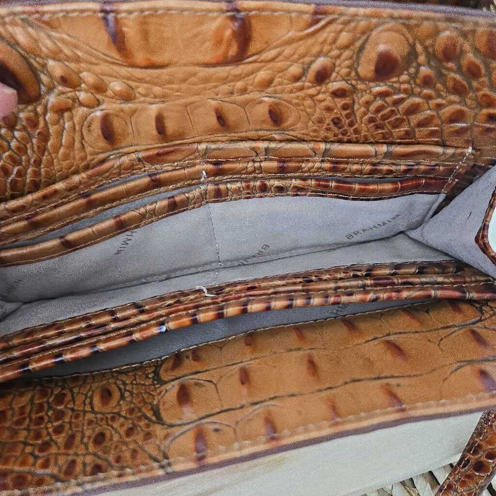 BRAHMIN ALENA