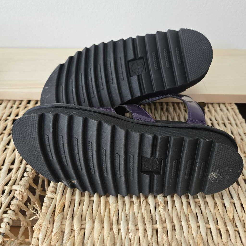 DR. MARTENS SZ 7