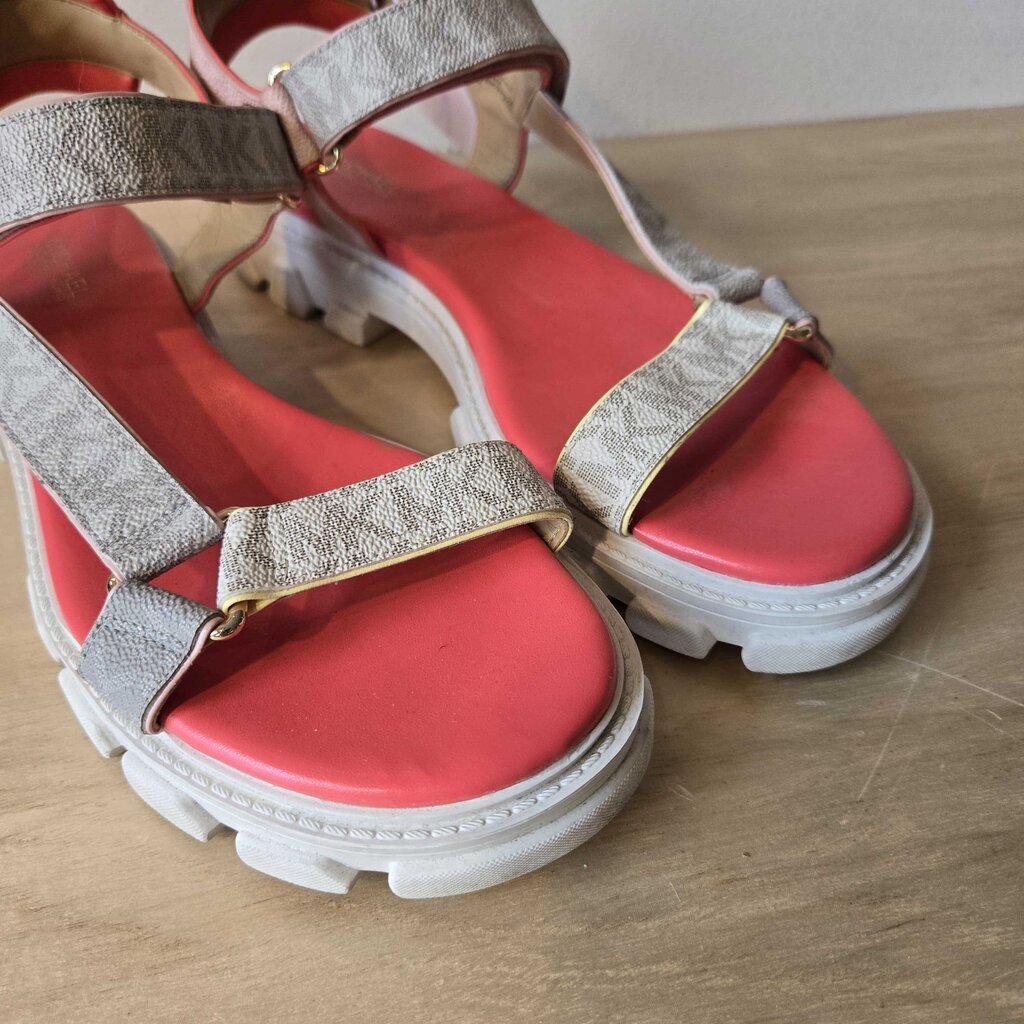 MICHAEL KORS SZ 9