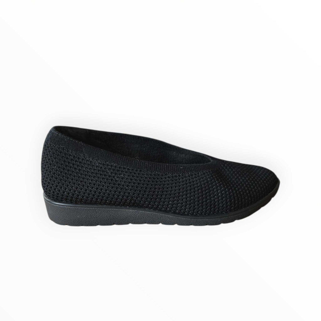 EILEEN FISHER SZ 6
