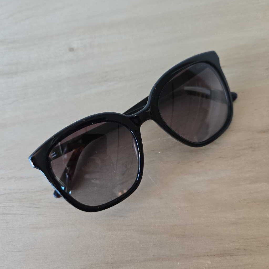 TOMS CHARMAINE sunnies retail 130.00