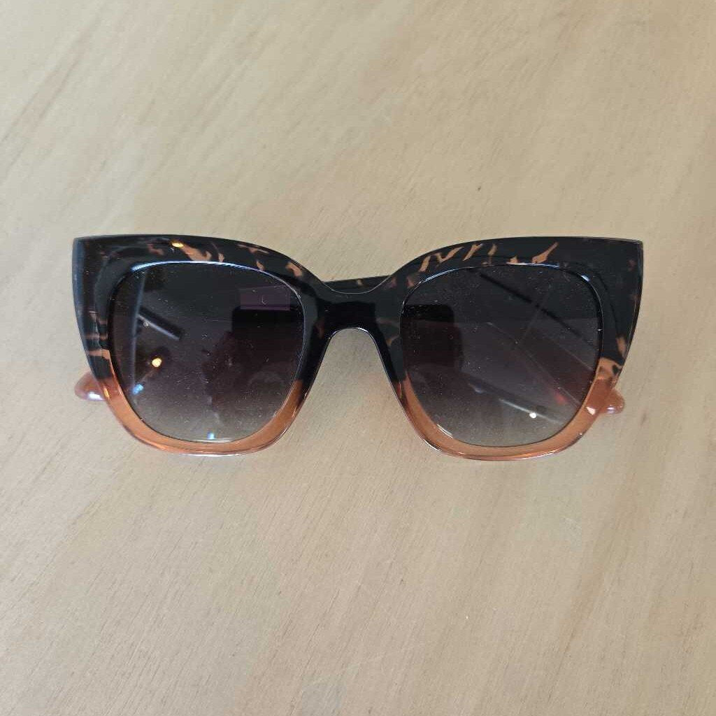 TOMS SYDNEY CAT EYE sunnies