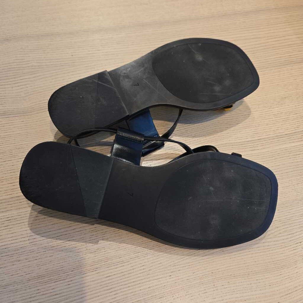 CUSHIONAIRE SZ 7.5