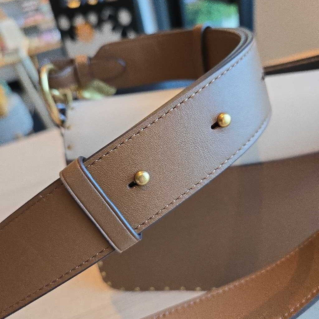 COACH BEAT retail 550.00