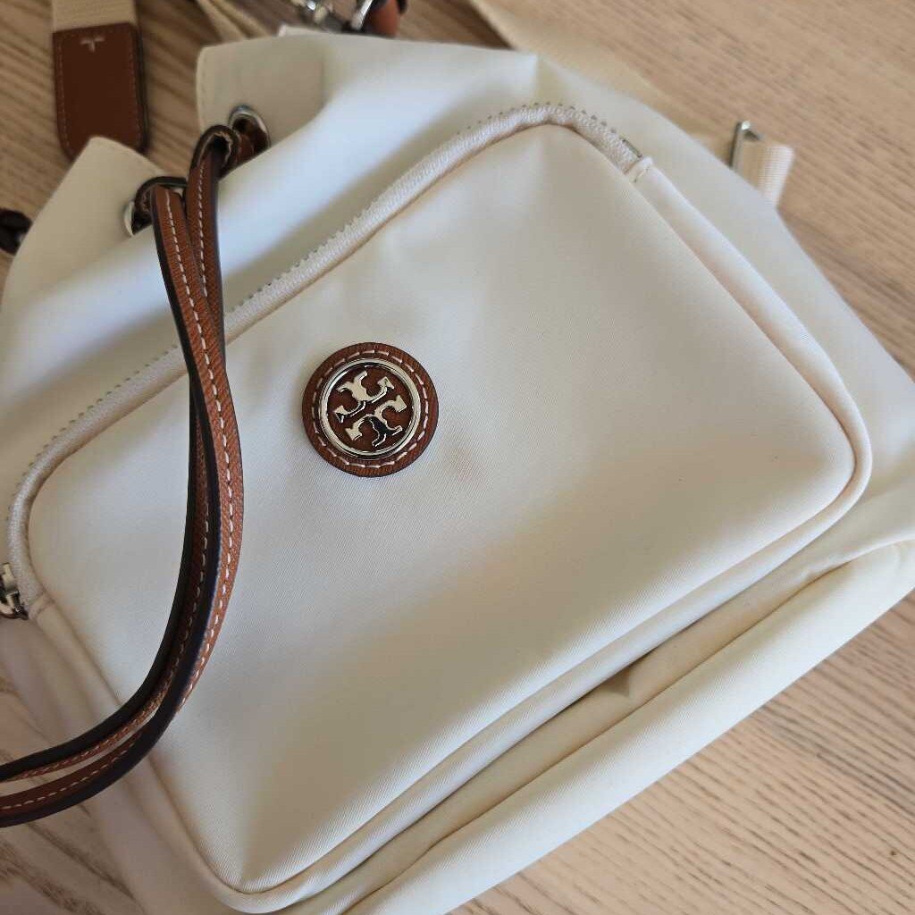 TORY BURCH VIRGINIA BUCKET bag