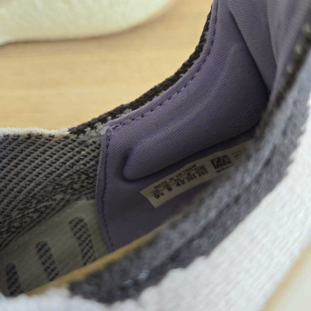 ADIDAS ULTRABOOST 21 SZ 9.5
