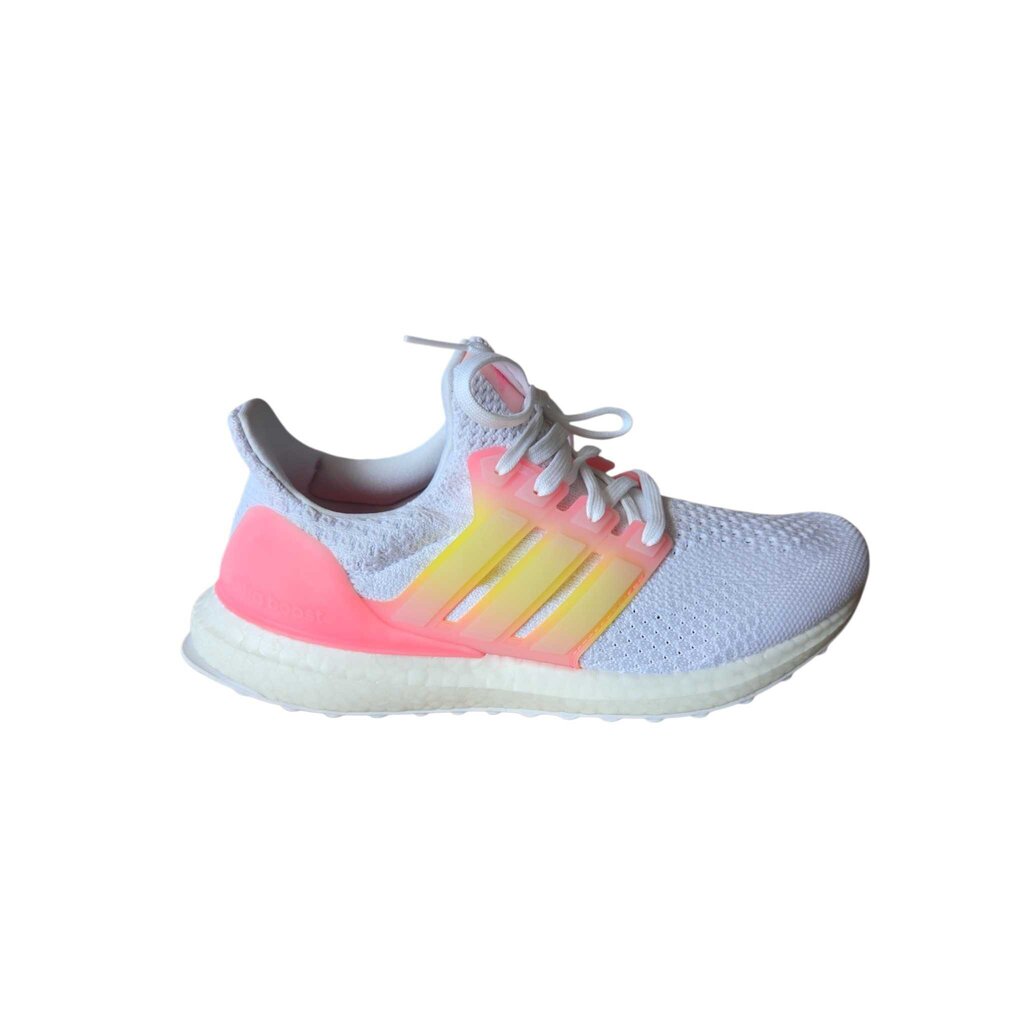 ADIDAS ULTRABOOST 5.0 DINA SZ 8