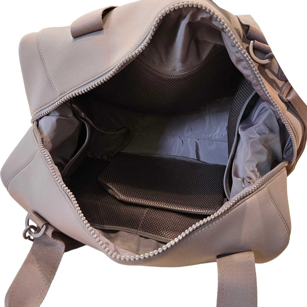 DAGNE DOVER Landon neoprene Carryall retail 240.00