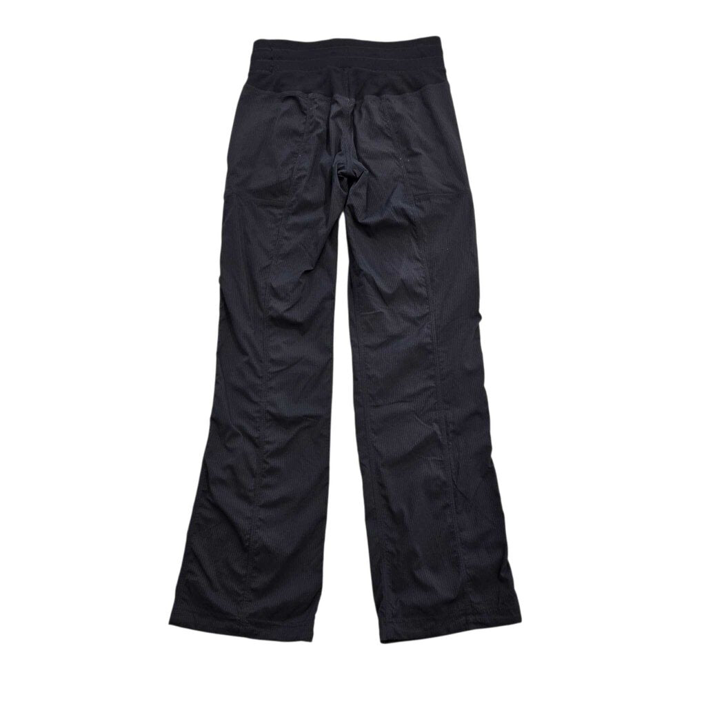 LULULEMON SZ 4 SMALL A