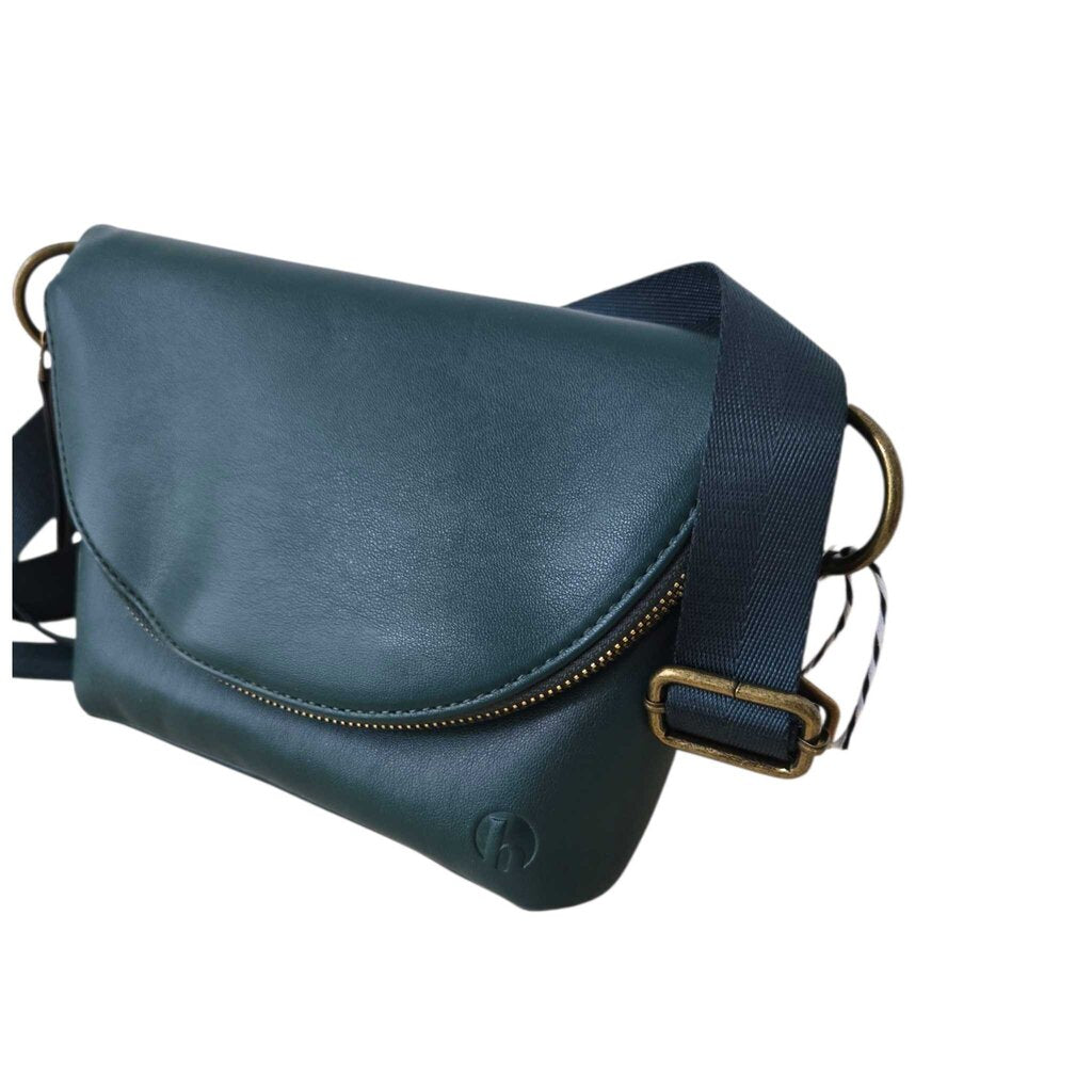 GREEN CROSSBODY extra strap inside ;-)