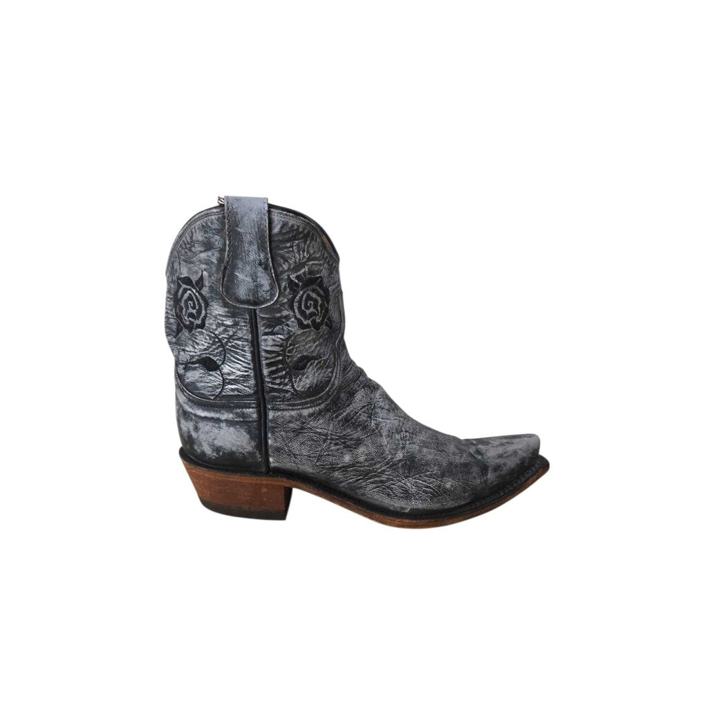1883 by LUCCHESE SZ 9