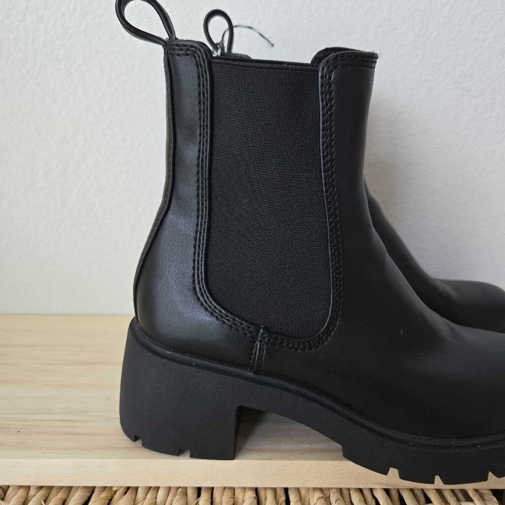 STEVE MADDEN SZ 9