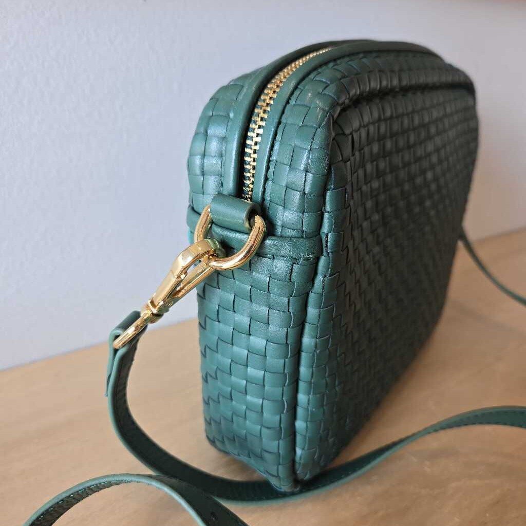 QUINCE green woven