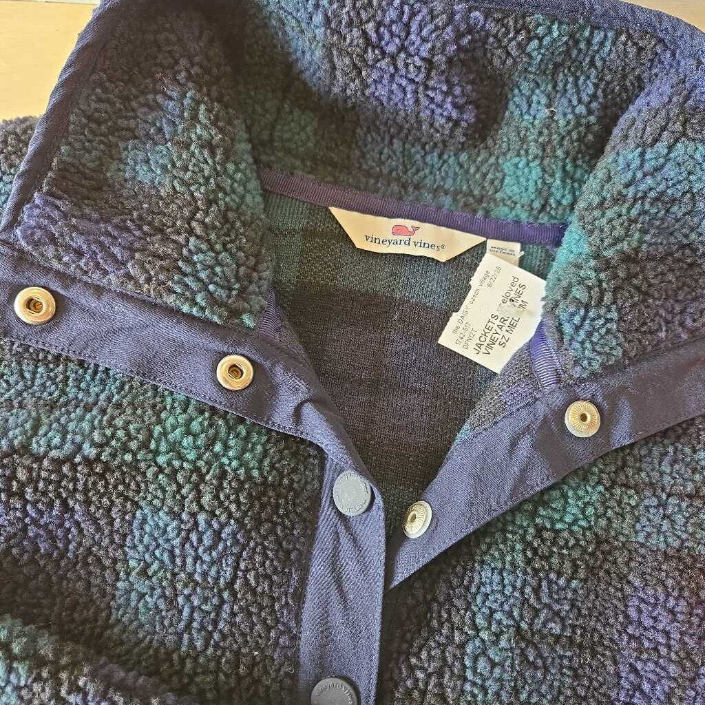 VINEYARD VINES SZ MEDIUM