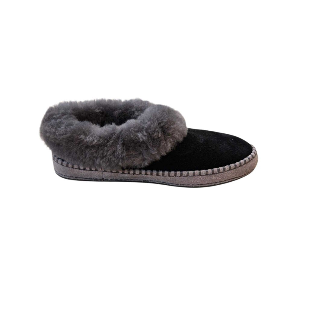 UGG SZ 7
