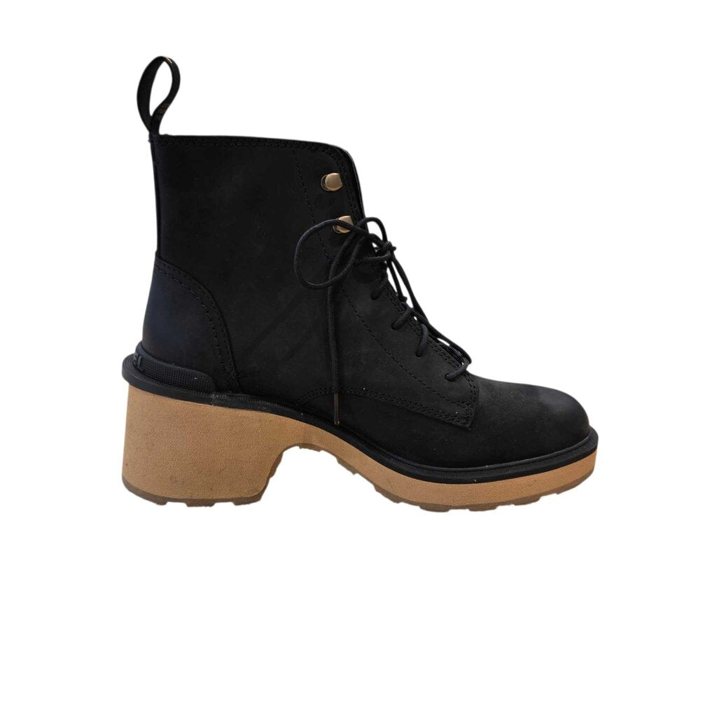 SOREL HI-LINE BOOT SZ 8.5