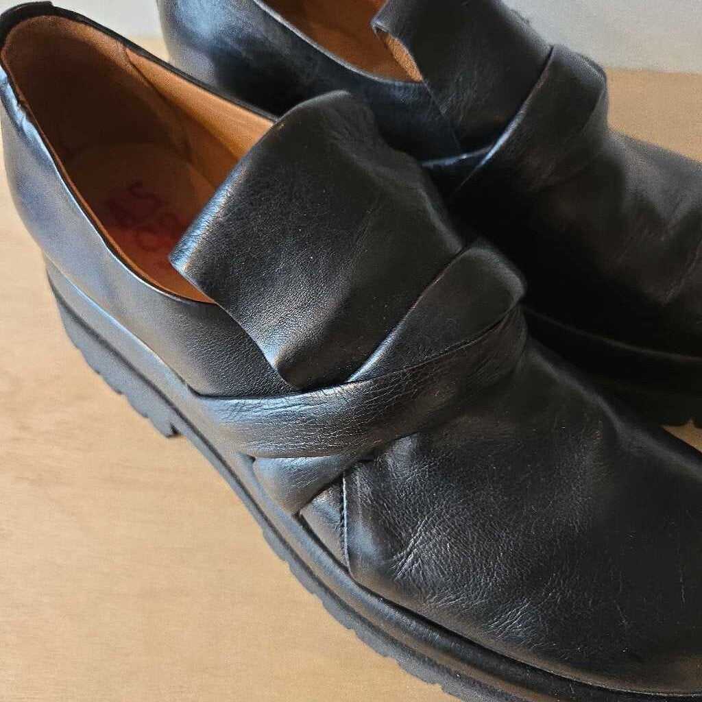 A.S. 98 SZ 41 = 10/10.5