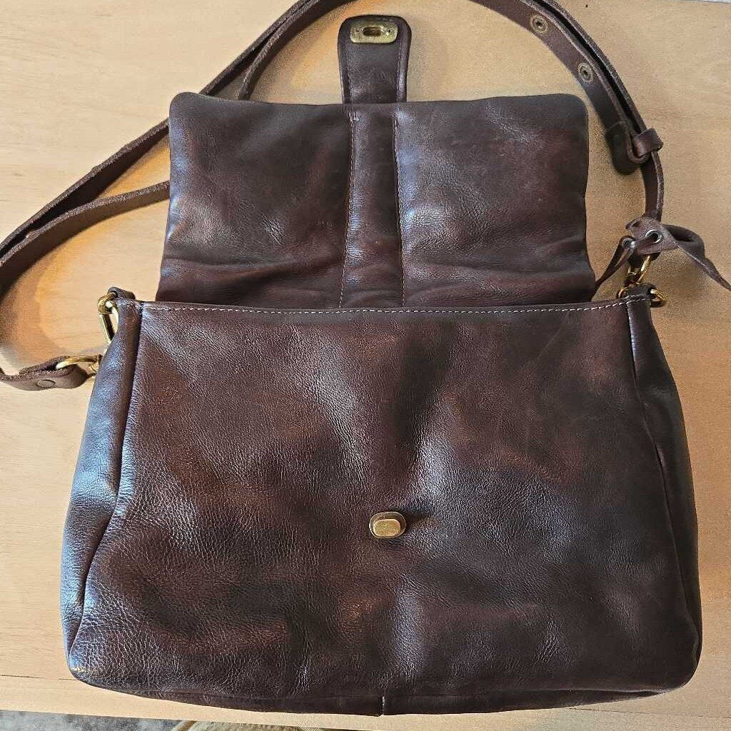 A.S. 98 leather shoulder bag