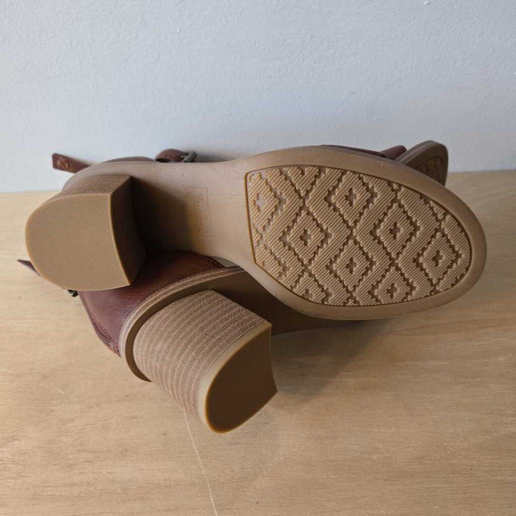 ZODIAC SZ 8