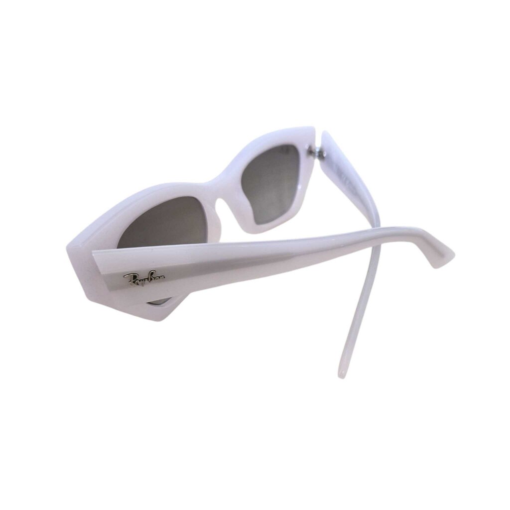 RAYBAN ZENA SNOW WHITE retail 180.00