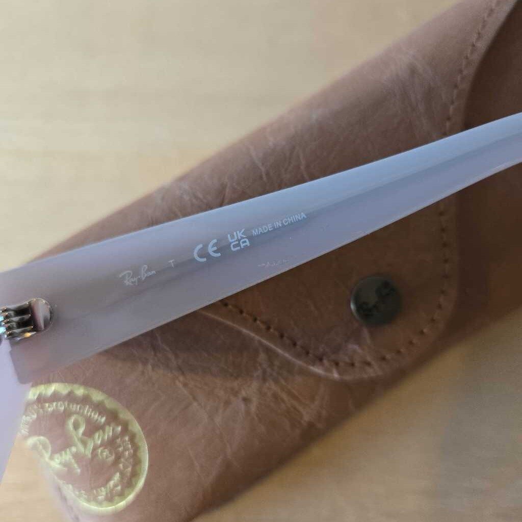 RAYBAN ZENA SNOW WHITE retail 180.00