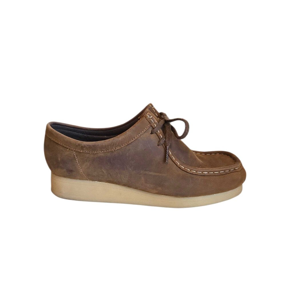 CLARKS WALLABEE LOW SZ 9.5