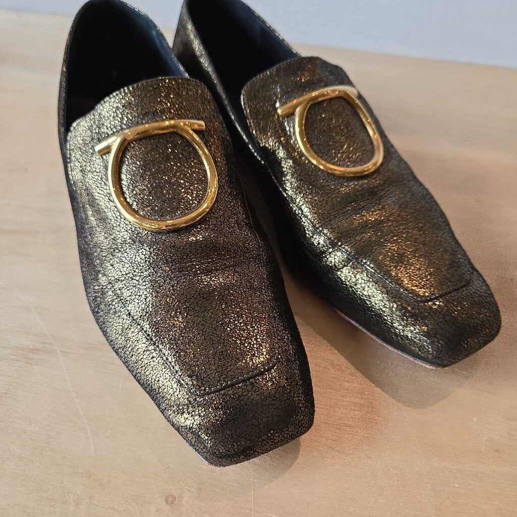 SALVATORE FERRAGAMO retail 850.00 SZ 8.5
