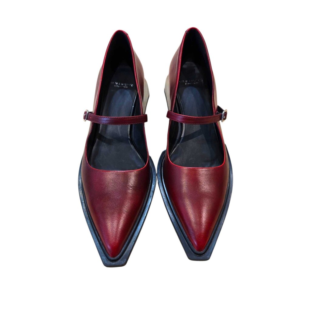 VAGABOND VIVIAN SZ 40 = US 9.5/10