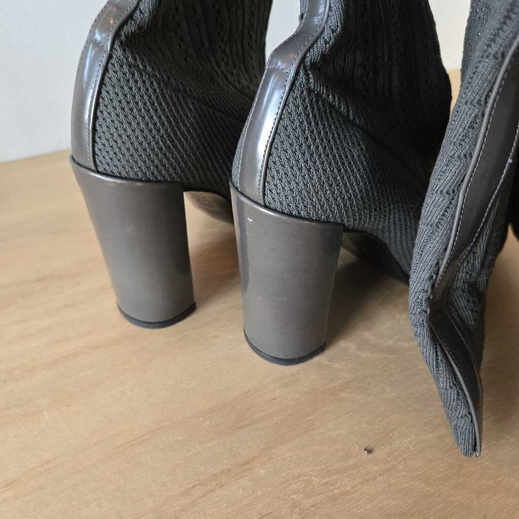 STUART WEITZMAN LONGLEGS GREY SZ 39 = 8/8.5