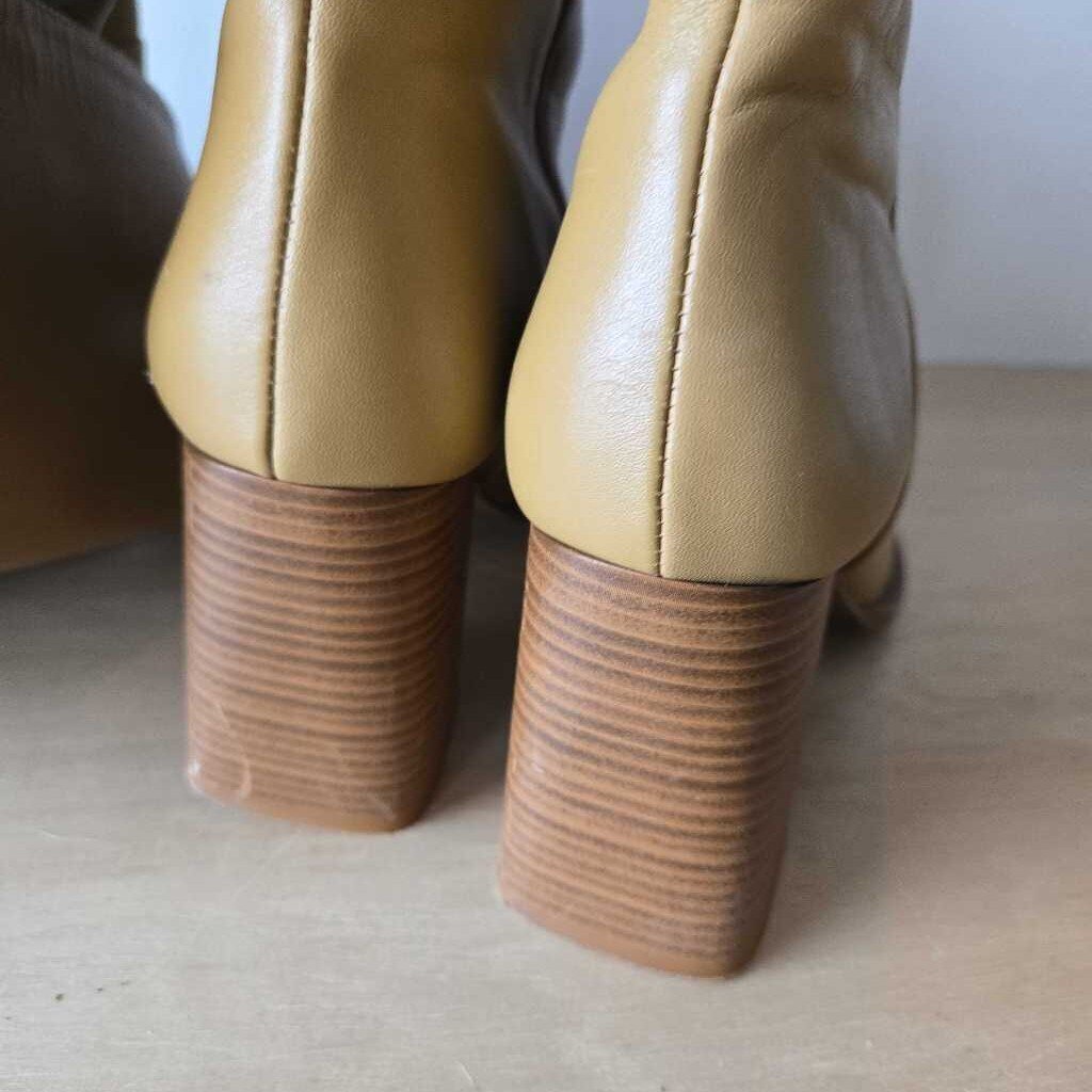 ZARA OVER the KNEE LEATHER SZ 40 = 8.5/9