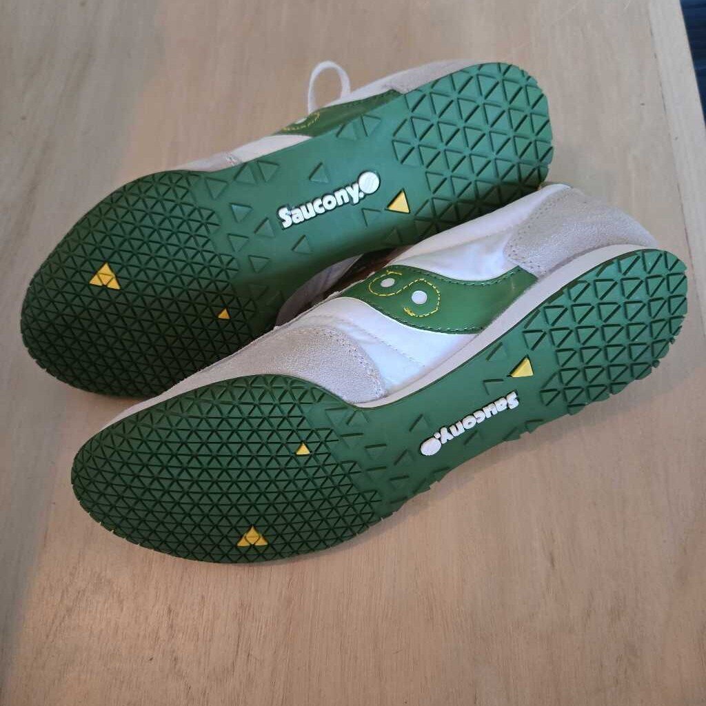 SACONY DXN TRAINER SZ 9