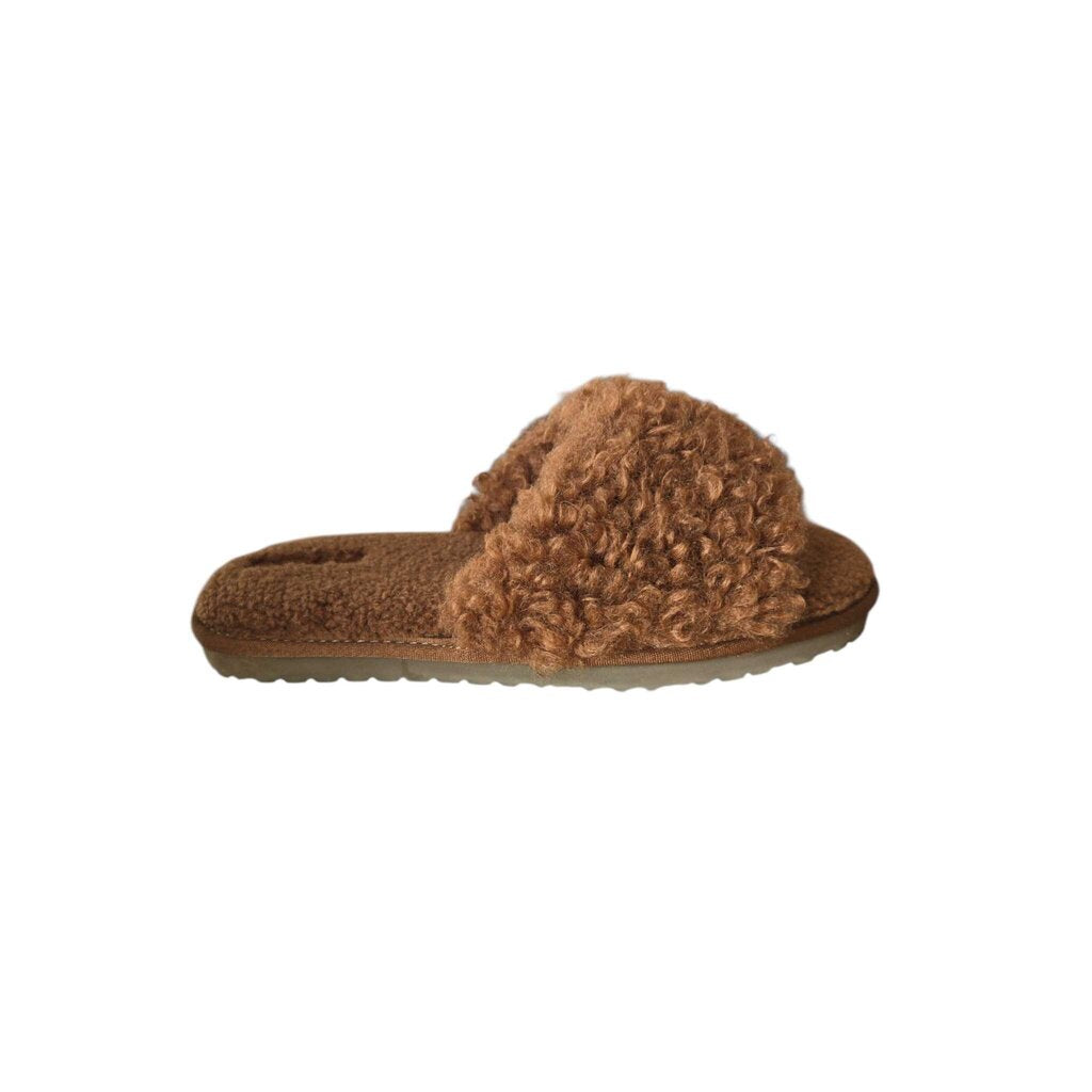 BOMBAS SZ 8.5/9 new 70.00