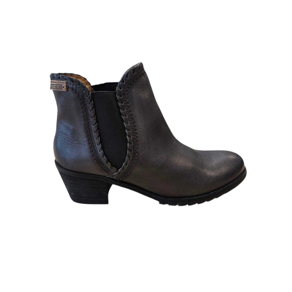 PIKOLINOS SZ 37 = 6.5/7 new