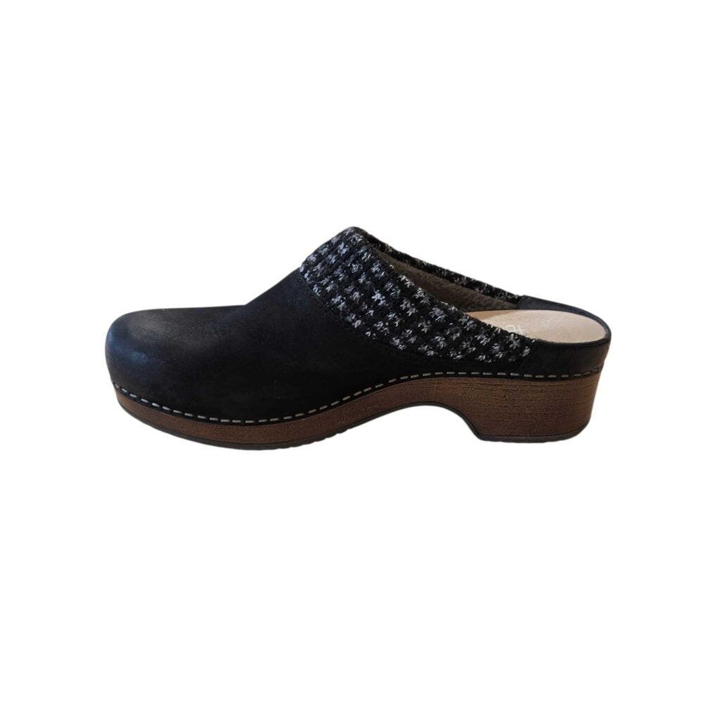 DANSKO clog SZ 37 = US 6.5/7