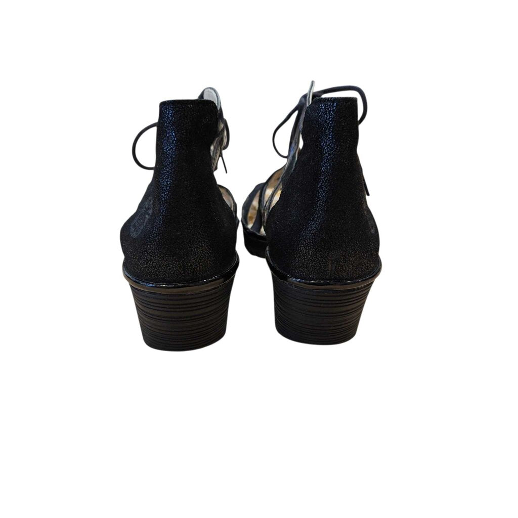 FLY LONDON SZ 37 = 6.5/7