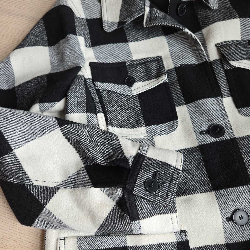 TALBOTS BARN COAT SZ LARGE
