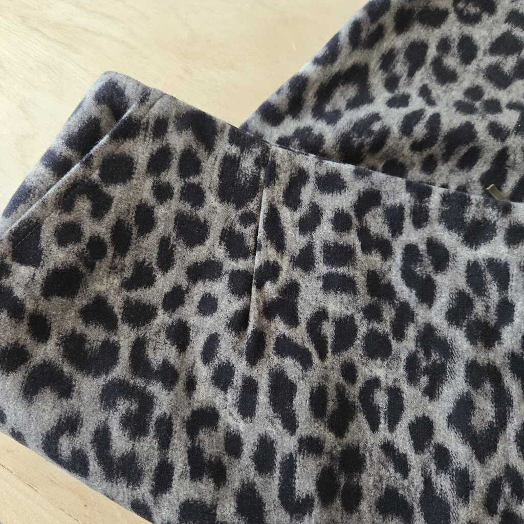 CABI 3402 JUNGLE SKIRT SZ 8 B