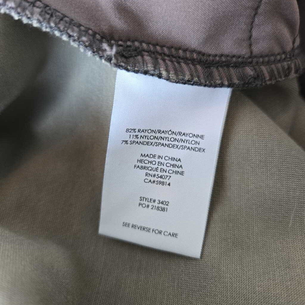 CABI 3402 JUNGLE SKIRT SZ 8 B