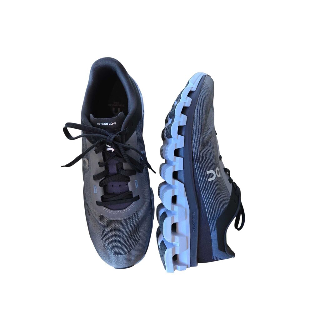 ON CLOUDflow SZ 8.5 retail 170.00