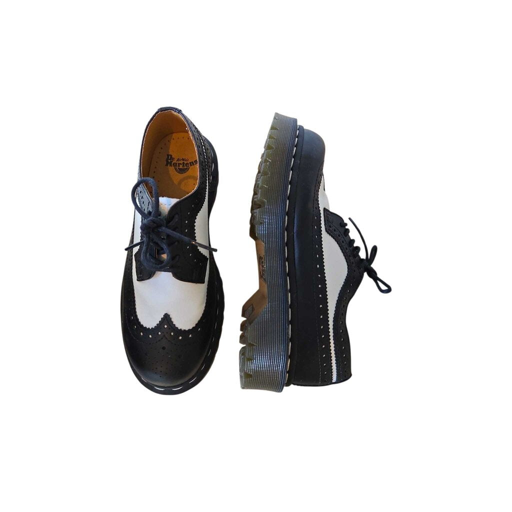 DR. MARTENS SZ 6