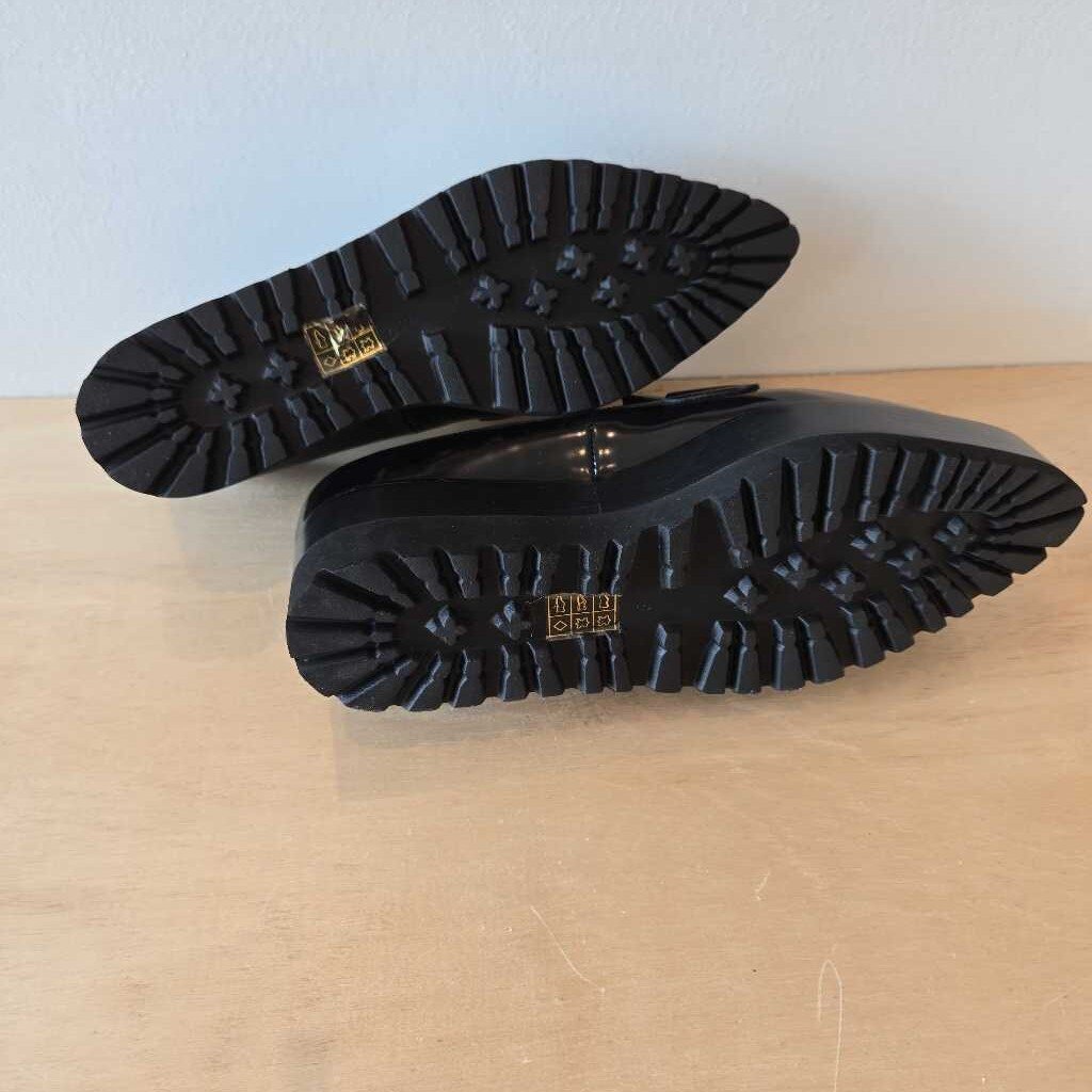 JEFFREY CAMPBELL SUIT YOU SZ 8
